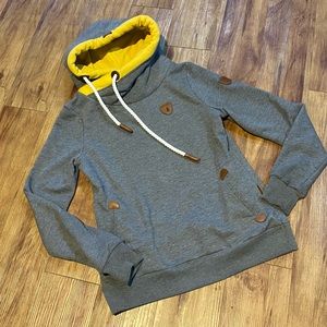 Wanakome Hoodie Sweatshirt - Size Medium